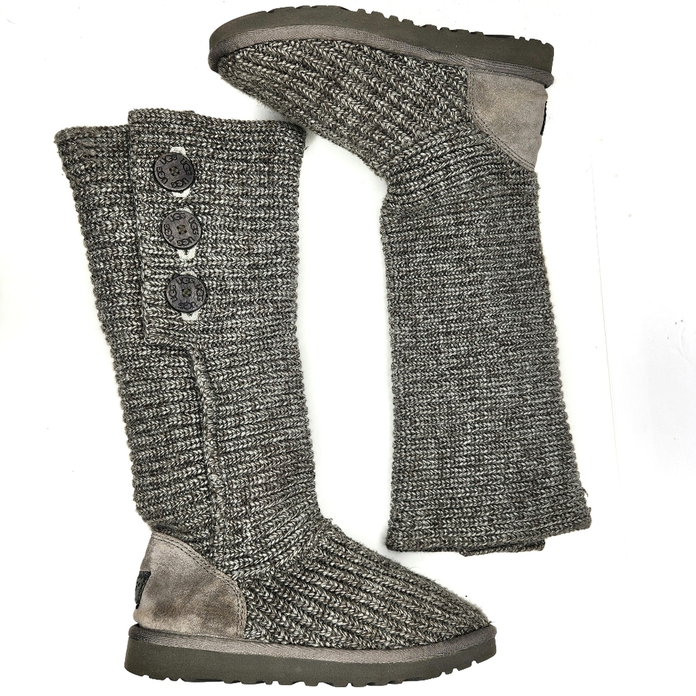 UGG Classic Cardigan Knit Boots in Gray size 8 - Picture 7 of 12